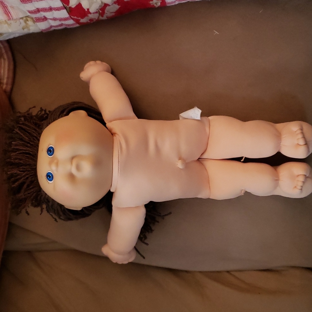 Cabbage Patch Kids Pretty Crimp and Curl  Doll